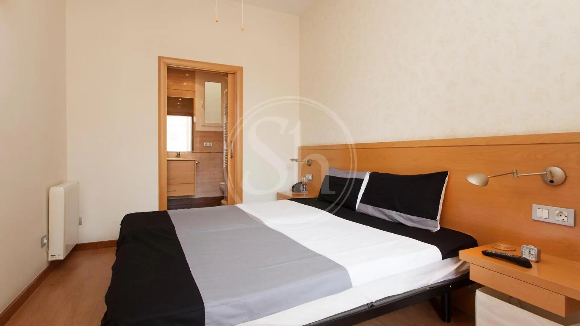 Comodo Apartamento En El Eixample Barcelona 0*,  Španělsko